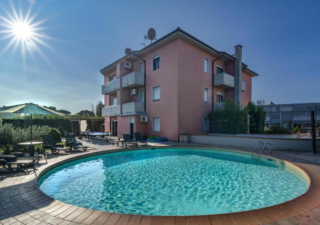 Giada Palace Apartments & Pool - Giada Palace Group Lucca Exterior foto